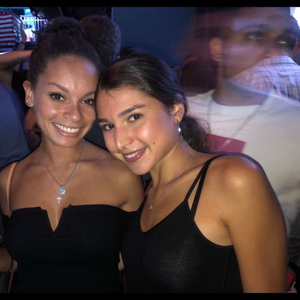 Meet your Posher, Tori